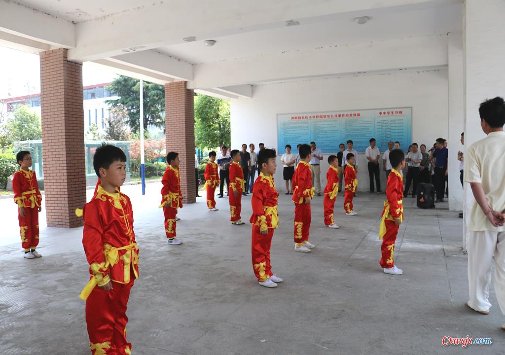 武术-沭阳县中小学观摩活动展示